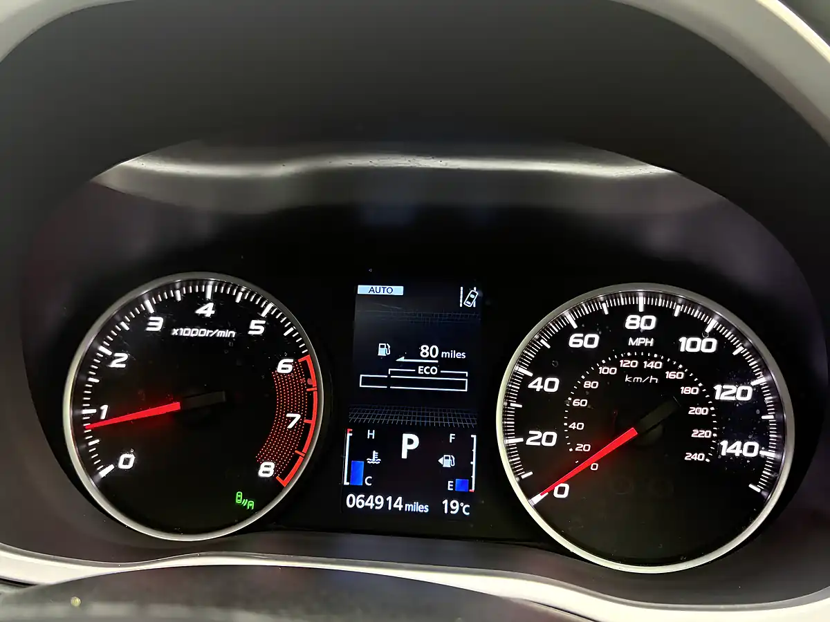 Used 2019 Mitsubishi Eclipse Cross 4 Grey - Interior and Exterior details 8