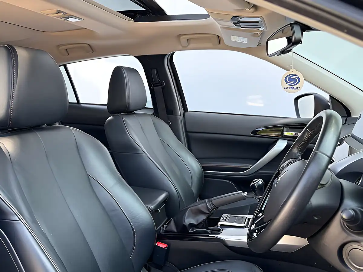 Used 2019 Mitsubishi Eclipse Cross Black Amethyst Black - Interior and Exterior details 12