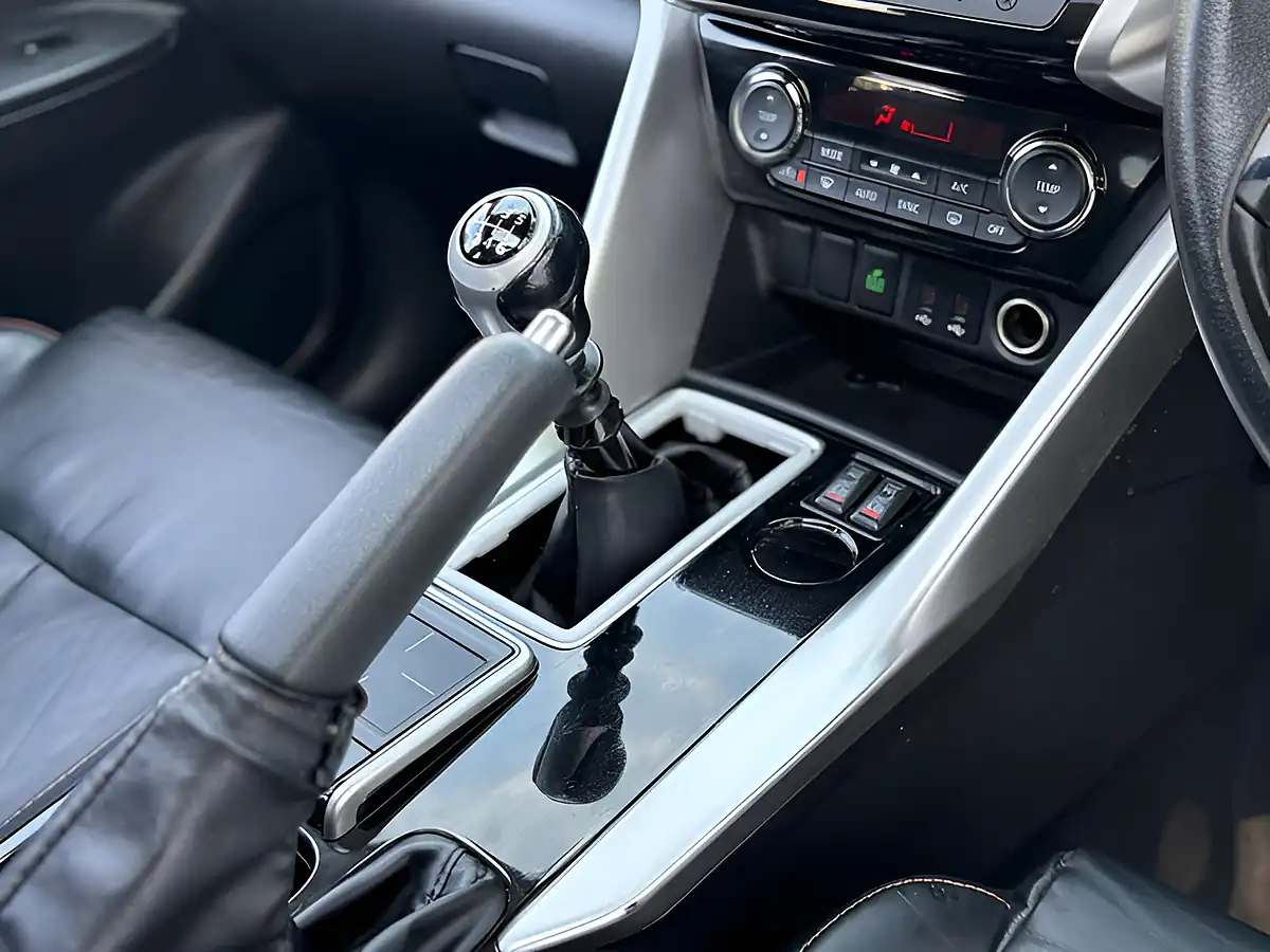 Used 2019 Mitsubishi Eclipse Cross Black Amethyst Black - Interior and Exterior details 16