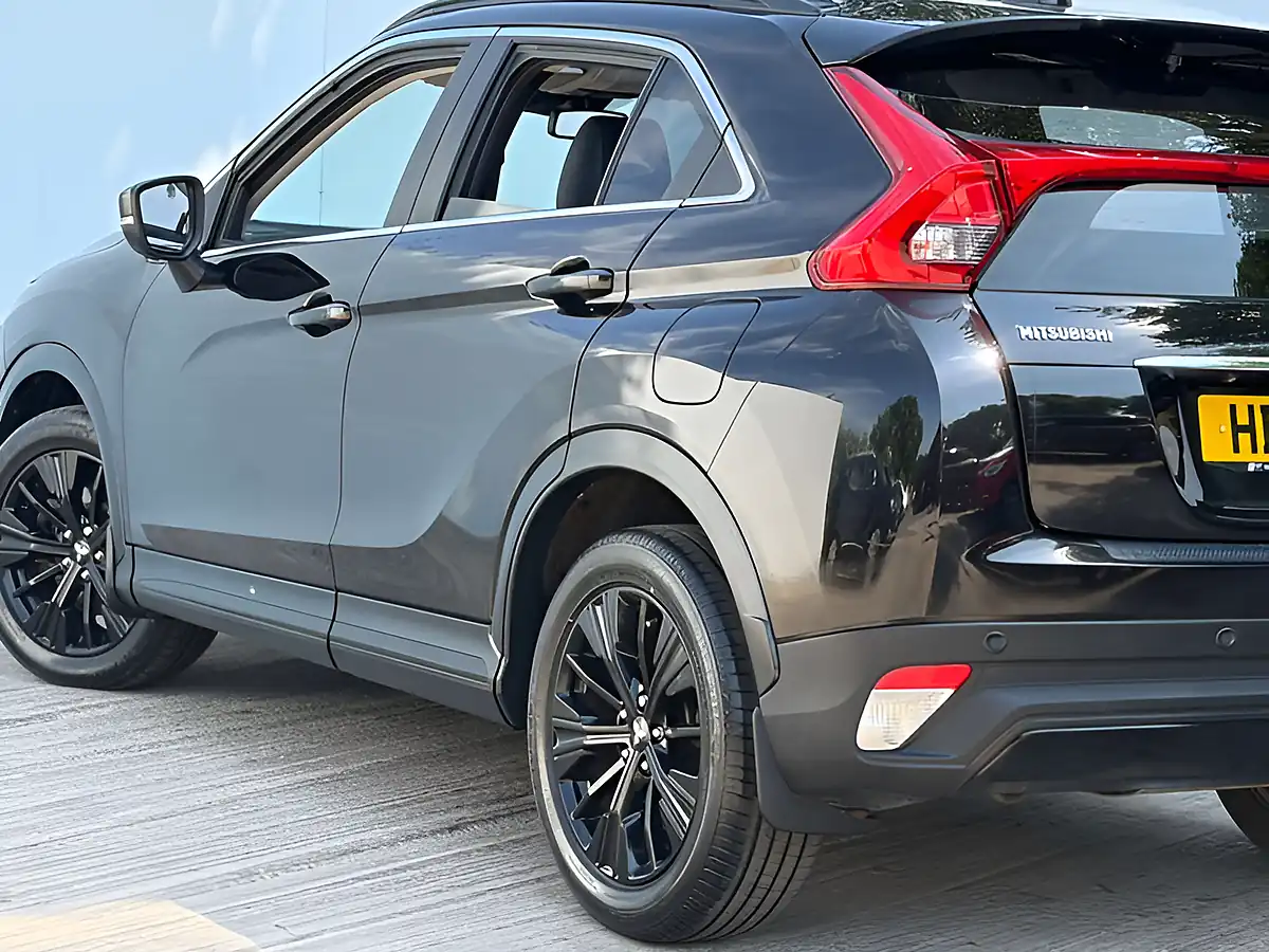 Used 2019 Mitsubishi Eclipse Cross Black Amethyst Black - Interior and Exterior details 17