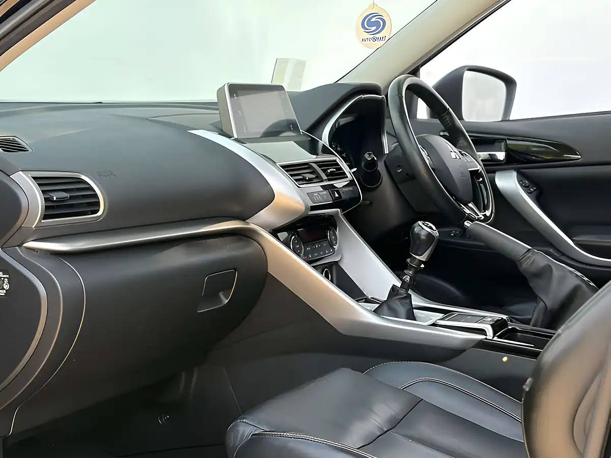 Used 2019 Mitsubishi Eclipse Cross Black Amethyst Black - Interior and Exterior details 3