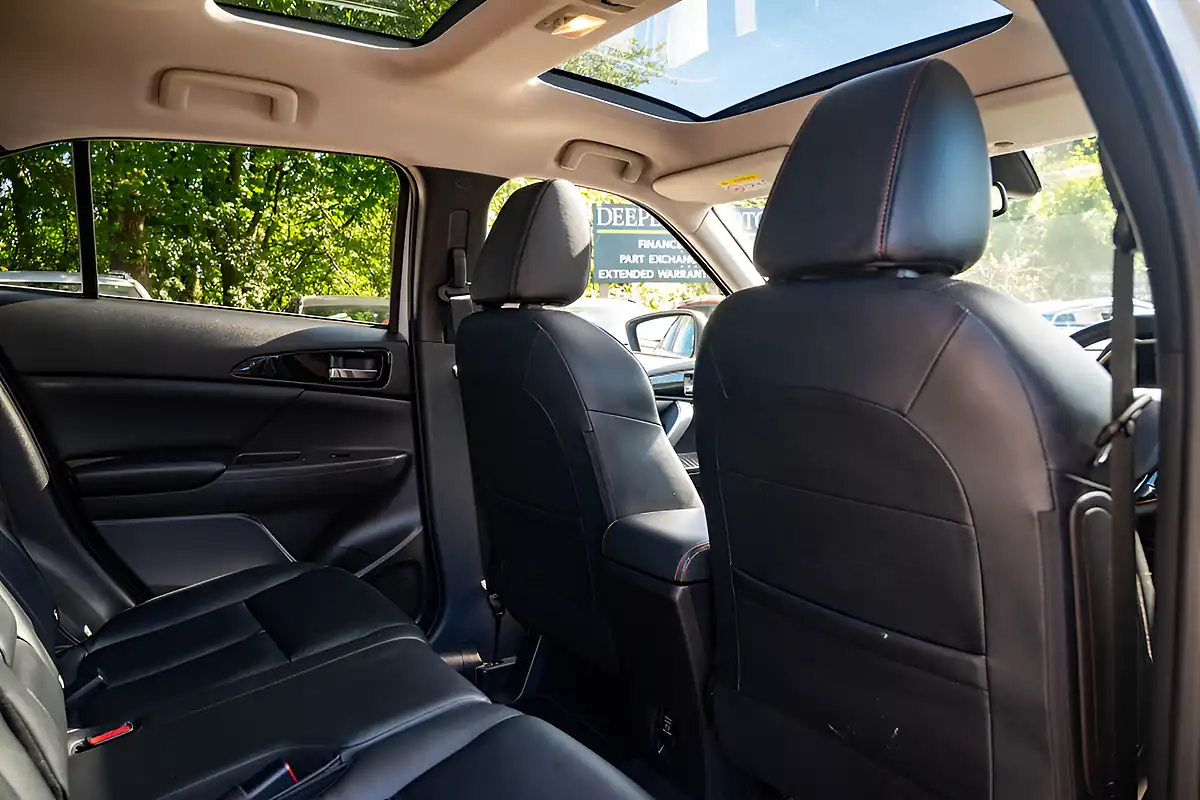Used 2019 Mitsubishi Eclipse Cross Black Frost White - Interior and Exterior details 19