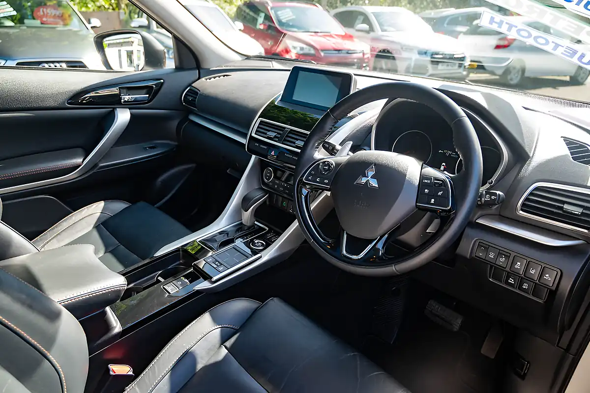 Used 2019 Mitsubishi Eclipse Cross Black Frost White - Interior and Exterior details 2