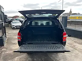 Used 2019 Mitsubishi L200 4Life Black - Interior and Exterior details 10