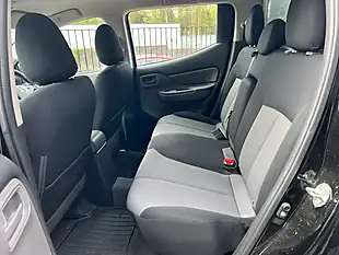 Used 2019 Mitsubishi L200 4Life Black - Interior and Exterior details 11
