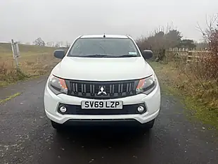 Used 2019 Mitsubishi L200 4Life White - Interior and Exterior details 2