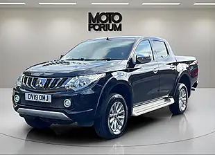 Used 2019 Mitsubishi L200 Barbarian Black - Interior and Exterior details 12