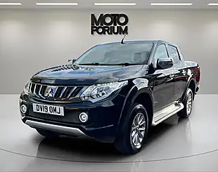 Used 2019 Mitsubishi L200 Barbarian Black - Interior and Exterior details 4