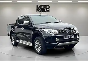Used 2019 Mitsubishi L200 Barbarian Black - Interior and Exterior details 2