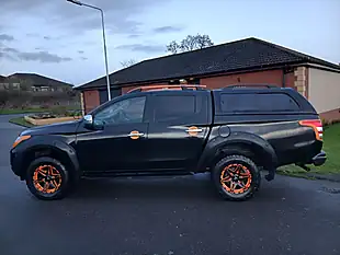Used 2019 Mitsubishi L200 Barbarian Svp Ii Black - Interior and Exterior details 3