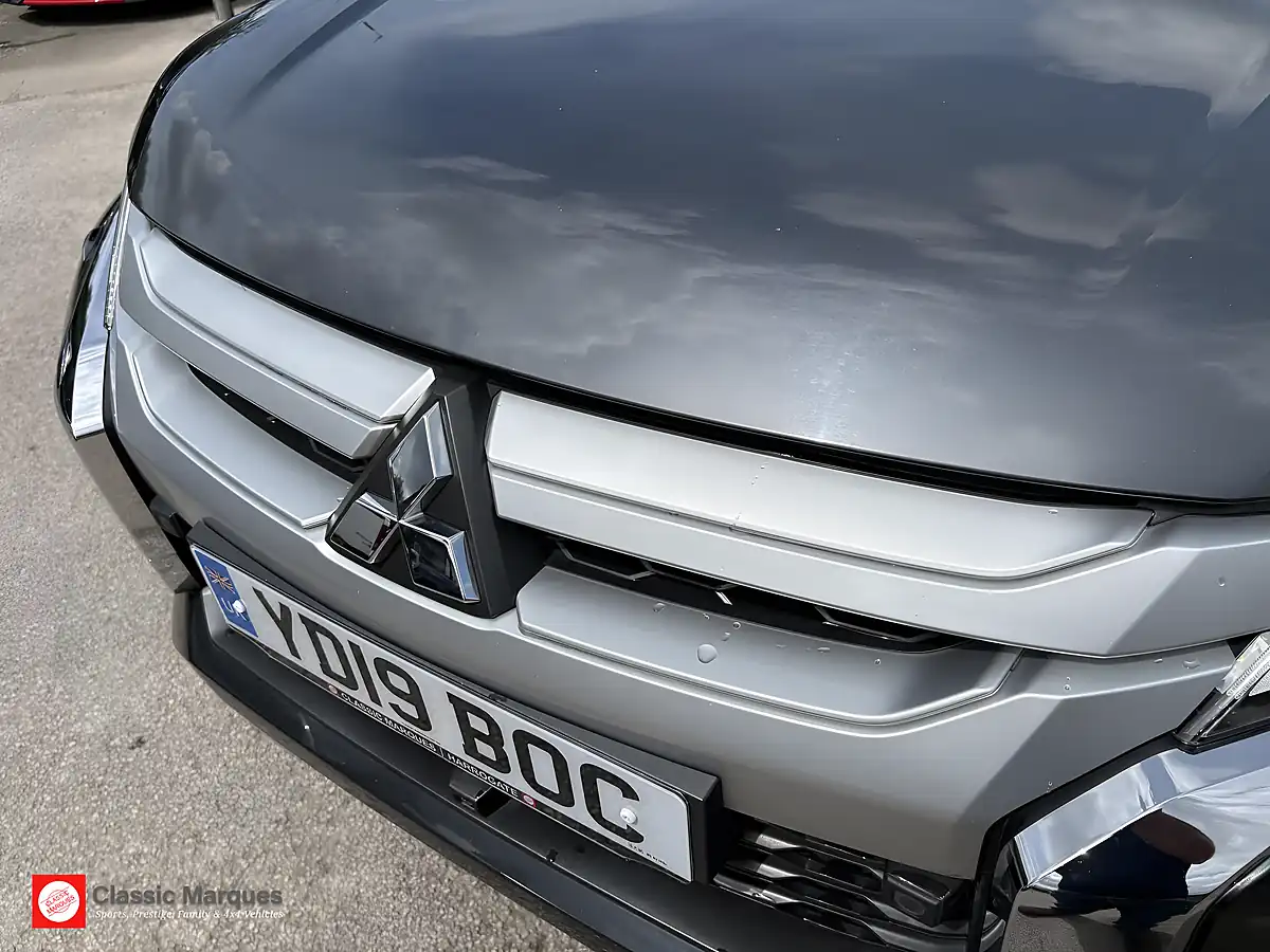 Used 2019 Mitsubishi L200 Barbarian X Grey - Interior and Exterior details 12
