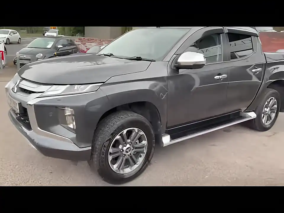 Used 2019 Mitsubishi L200 Barbarian X Grey - Interior and Exterior details 20