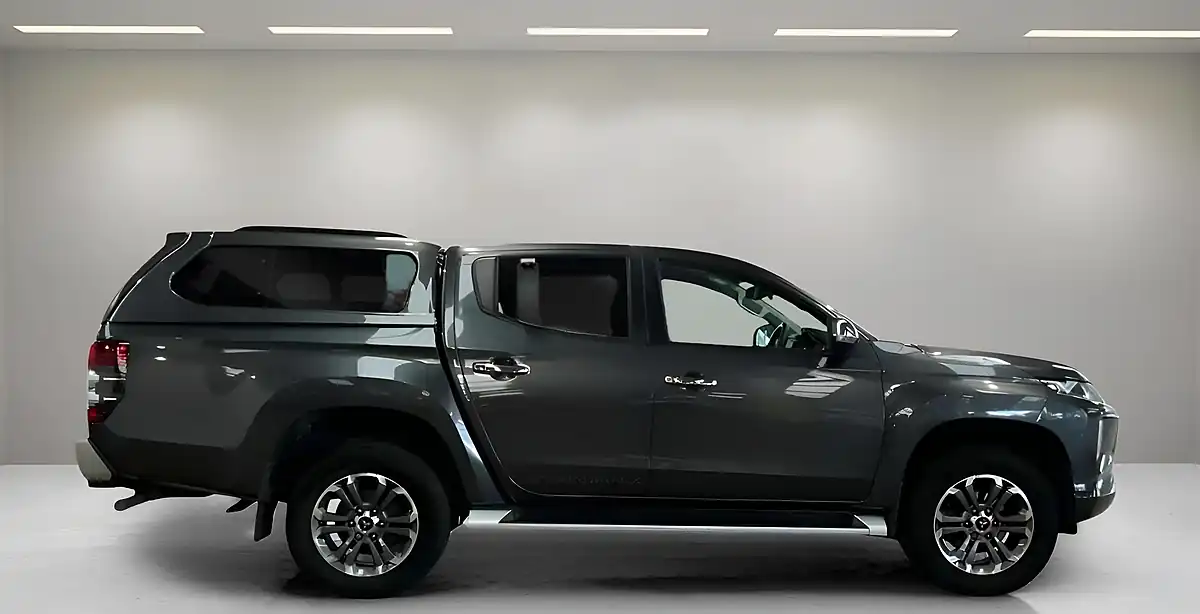 Used 2019 Mitsubishi L200 Barbarian X Grey - Interior and Exterior details 3