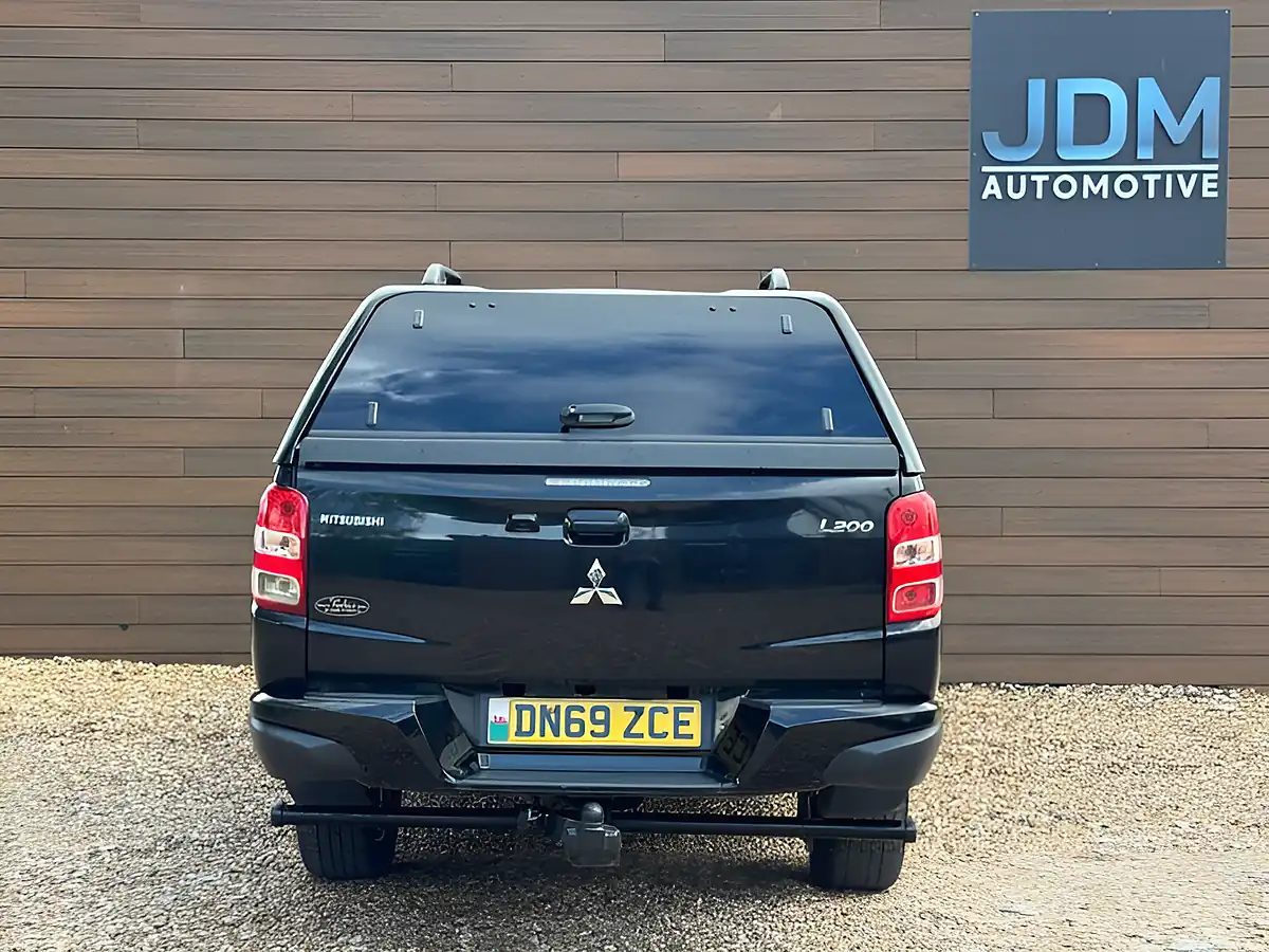 Used 2019 Mitsubishi L200 Black Edition Black - Interior and Exterior details 4