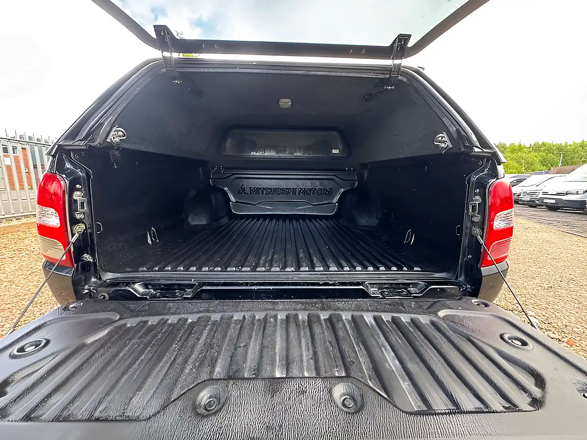 Used 2019 Mitsubishi L200 Black Edition Black - Interior and Exterior details 5