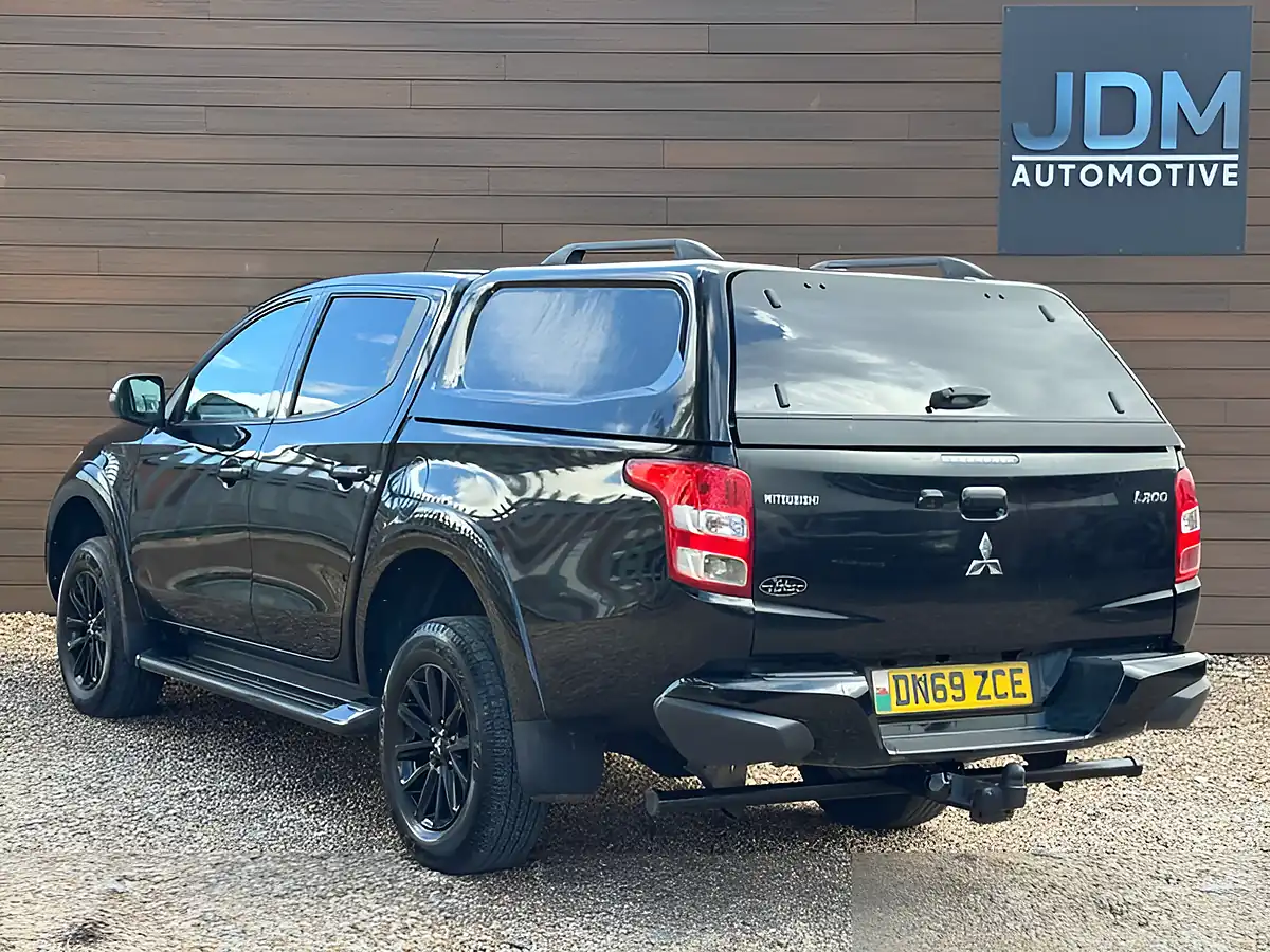 Used 2019 Mitsubishi L200 Black Edition Black - Interior and Exterior details 7