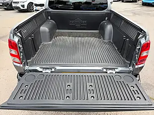 Used 2019 Mitsubishi L200 Challenger Grey - Interior and Exterior details 13