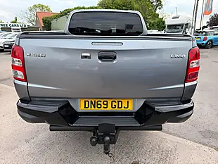 Used 2019 Mitsubishi L200 Challenger Grey - Interior and Exterior details 8