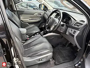 Used 2019 Mitsubishi L200 Dc Challenger Black - Interior and Exterior details 2