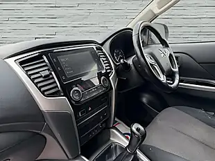 Used 2019 Mitsubishi L200 Warrior Black - Interior and Exterior details 15