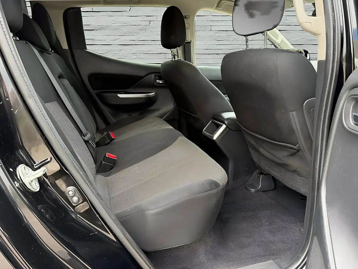 Used 2019 Mitsubishi L200 Warrior Black - Interior and Exterior details 18