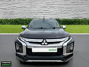 Used 2019 Mitsubishi L200 Warrior Black - Interior and Exterior details 2