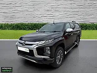 Used 2019 Mitsubishi L200 Warrior Black - Interior and Exterior details 4