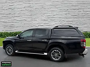 Used 2019 Mitsubishi L200 Warrior Black - Interior and Exterior details 7