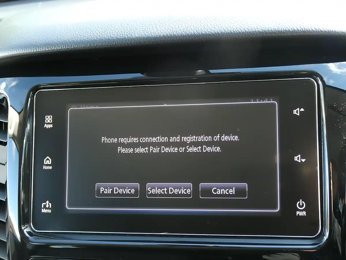 Used 2019 Mitsubishi L200 Warrior Blue - Interior and Exterior details 11