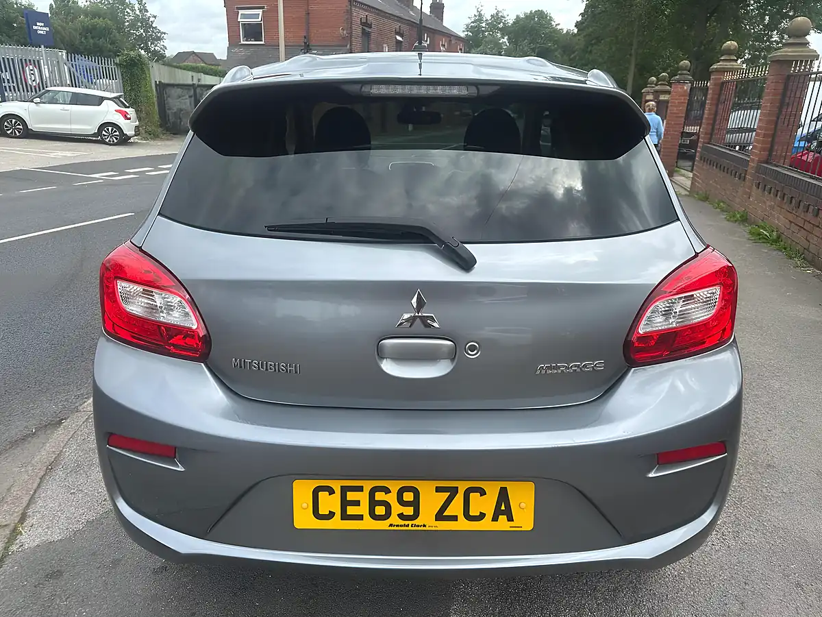 Used 2019 Mitsubishi Mirage 3 Grey - Interior and Exterior details 12