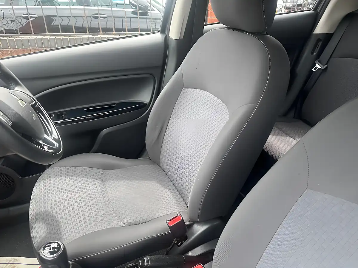 Used 2019 Mitsubishi Mirage 3 Grey - Interior and Exterior details 14