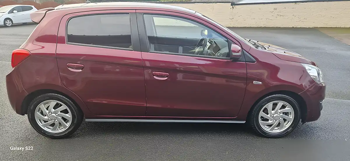 Used 2019 Mitsubishi Mirage 3 Purple - Interior and Exterior details 2