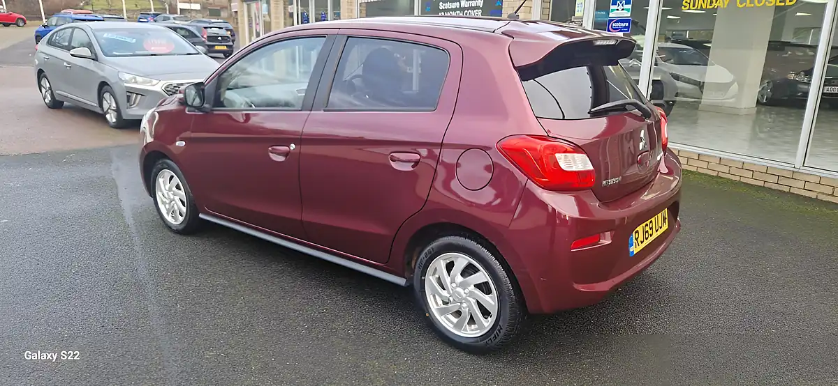 Used 2019 Mitsubishi Mirage 3 Purple - Interior and Exterior details 8