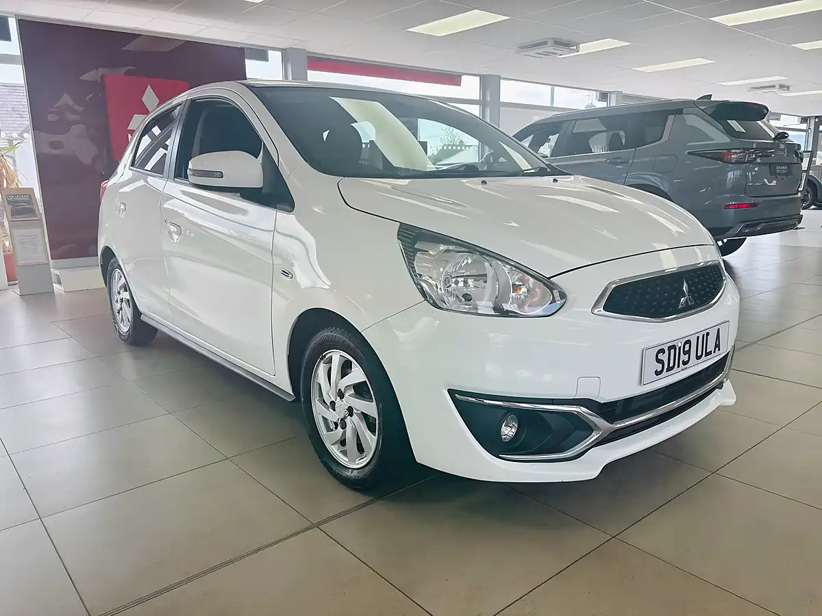 Used 2019 Mitsubishi Mirage 3 White - Front View