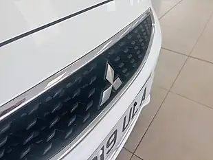 Used 2019 Mitsubishi Mirage 3 White - Interior and Exterior details 13