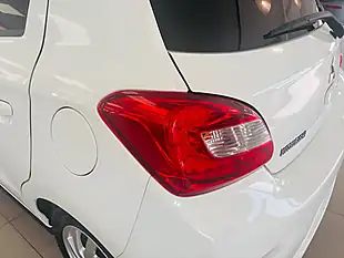 Used 2019 Mitsubishi Mirage 3 White - Interior and Exterior details 16