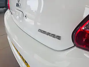 Used 2019 Mitsubishi Mirage 3 White - Interior and Exterior details 19