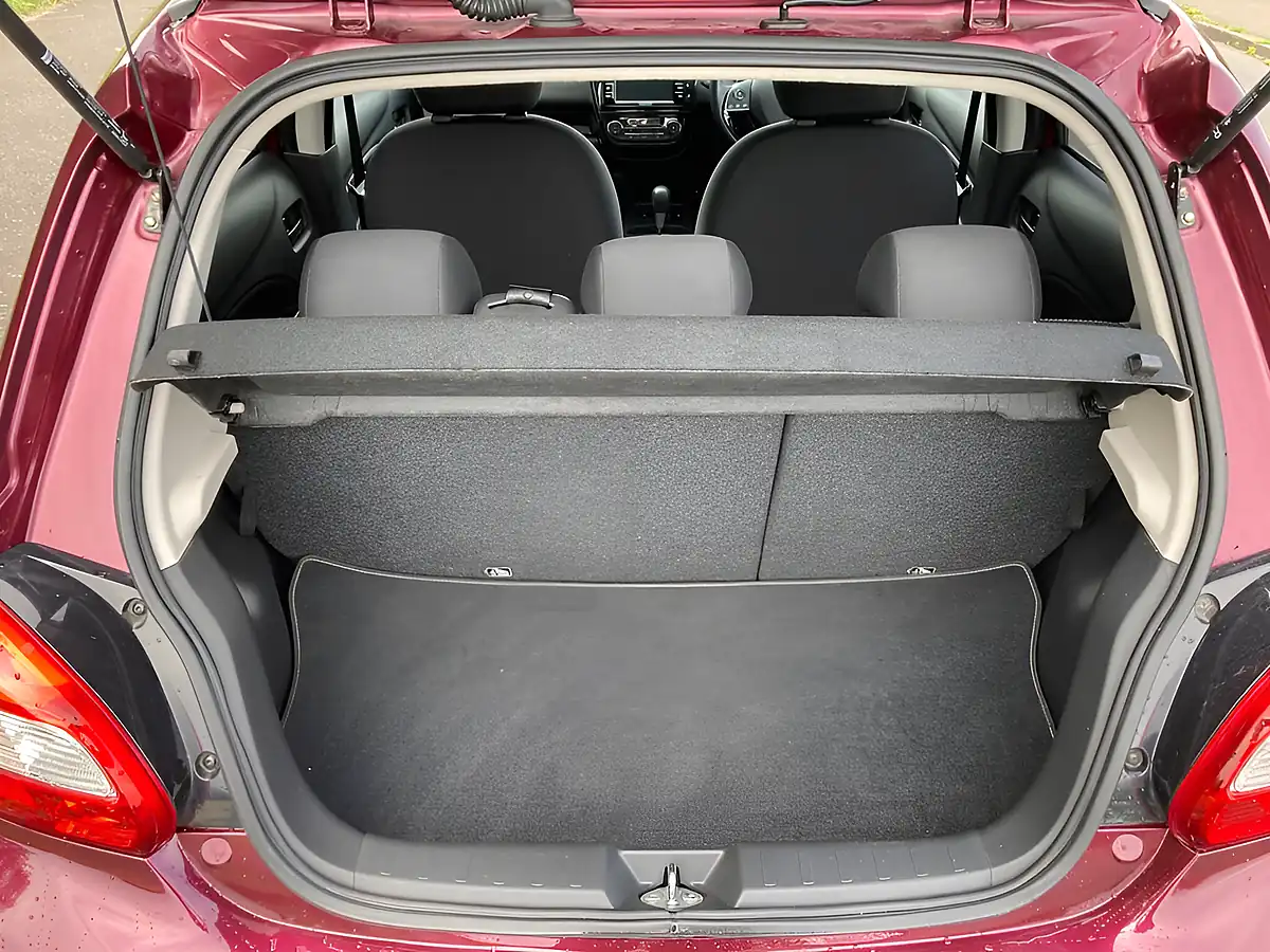 Used 2019 Mitsubishi Mirage 4 Purple - Interior and Exterior details 10