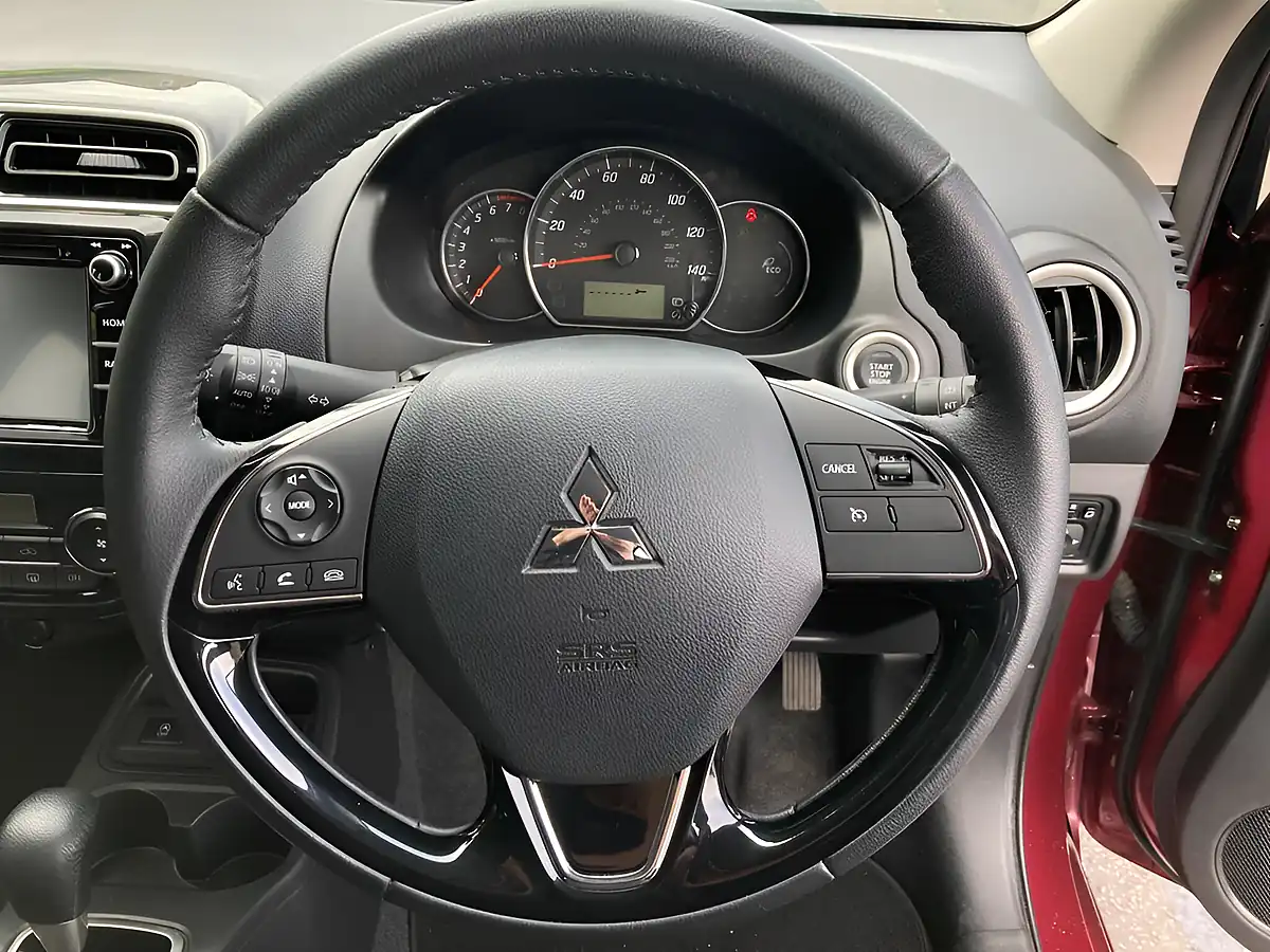 Used 2019 Mitsubishi Mirage 4 Purple - Interior and Exterior details 14