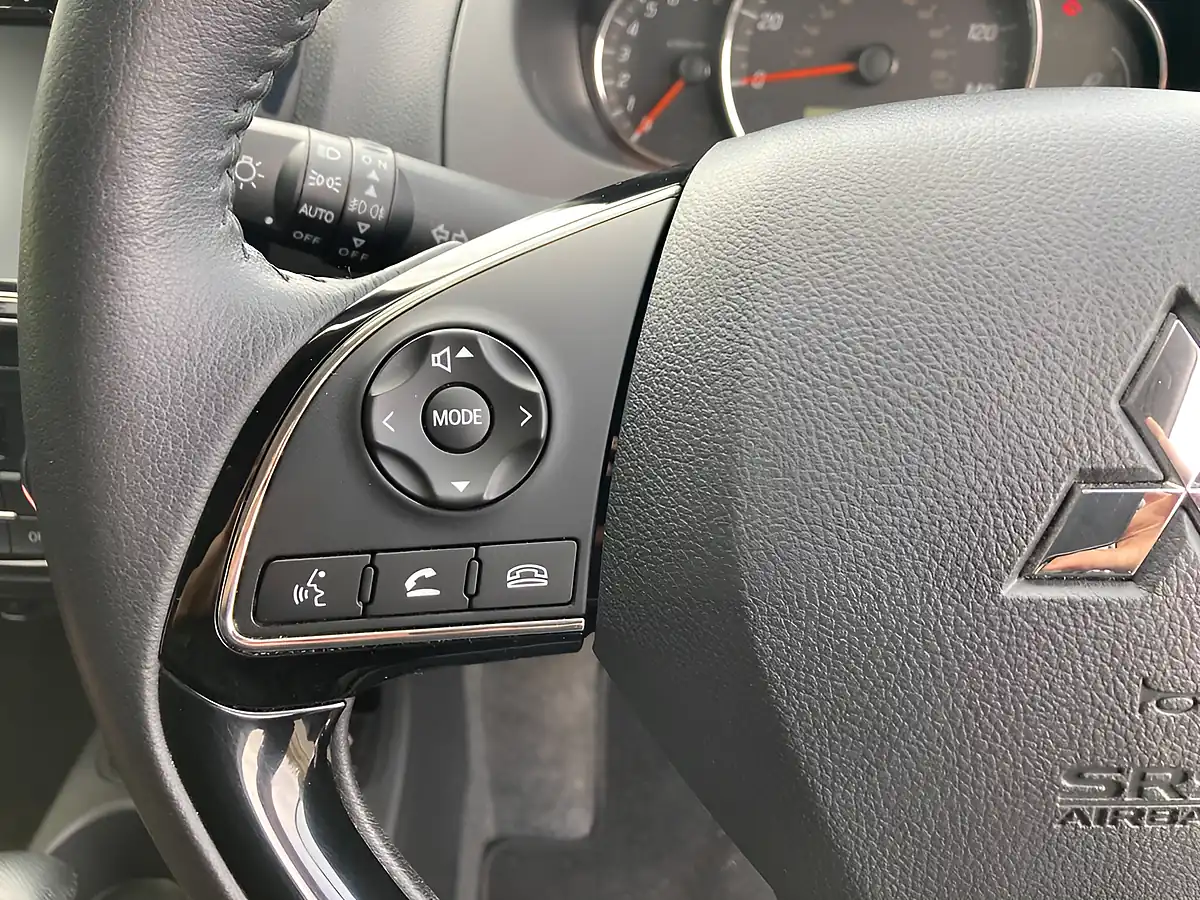 Used 2019 Mitsubishi Mirage 4 Purple - Interior and Exterior details 15
