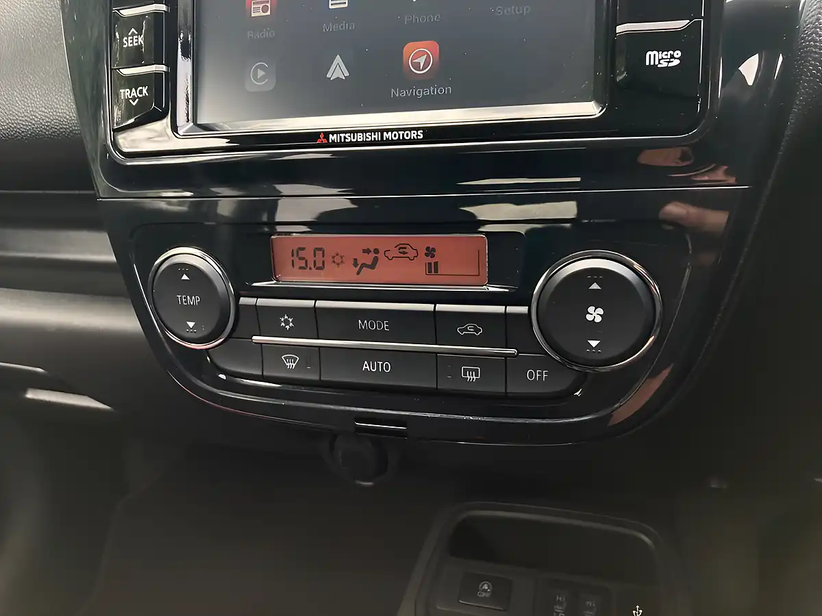 Used 2019 Mitsubishi Mirage 4 Purple - Interior and Exterior details 16