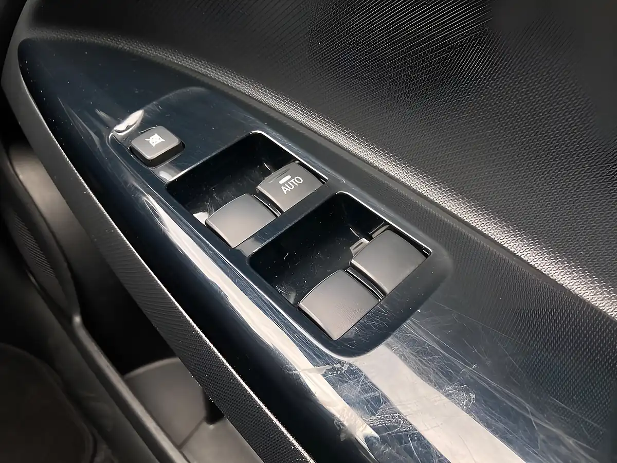 Used 2019 Mitsubishi Mirage 4 Purple - Interior and Exterior details 18