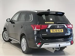 Used 2019 Mitsubishi Outlander 4h Black - Interior and Exterior details 2