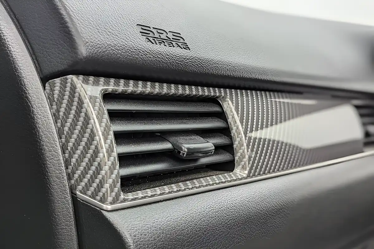 Used 2019 Mitsubishi Outlander 4h Grey - Interior and Exterior details 11