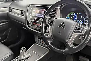 Used 2019 Mitsubishi Outlander 4h Grey - Interior and Exterior details 16