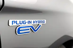 Used 2019 Mitsubishi Outlander 4h Grey - Interior and Exterior details 17