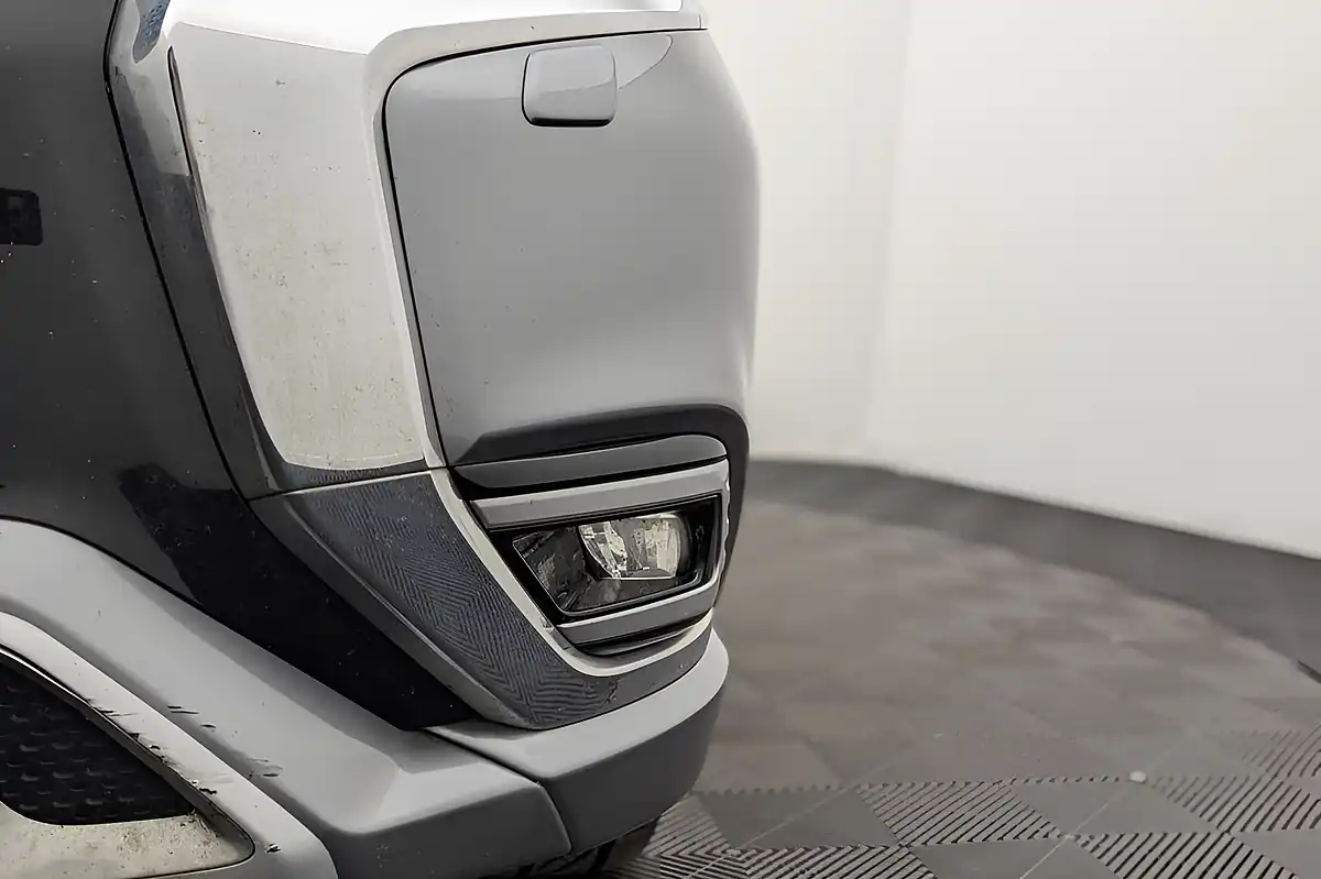 Used 2019 Mitsubishi Outlander 4h Grey - Interior and Exterior details 18