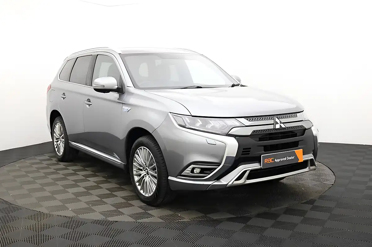 Used 2019 Mitsubishi Outlander 4h Grey - Interior and Exterior details 2