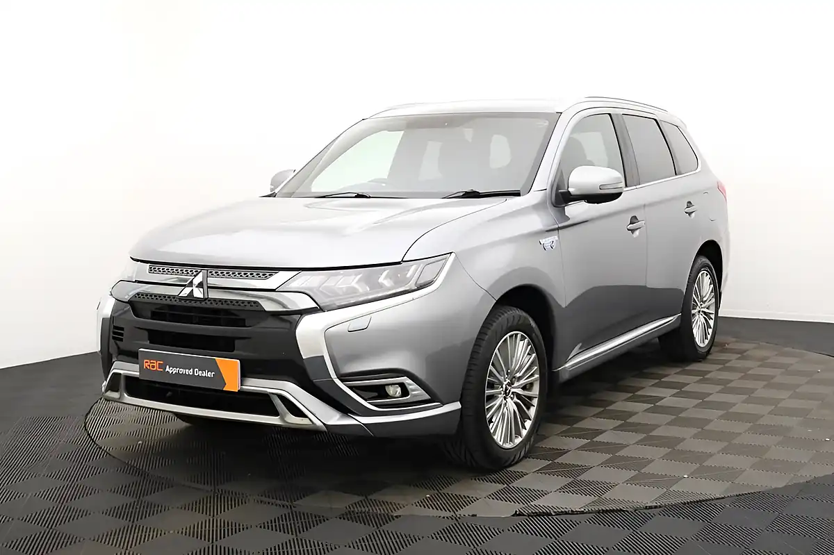 Used 2019 Mitsubishi Outlander 4h Grey - Interior and Exterior details 5