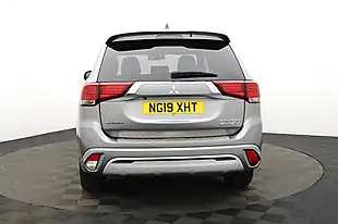 Used 2019 Mitsubishi Outlander 4h Grey - Interior and Exterior details 8
